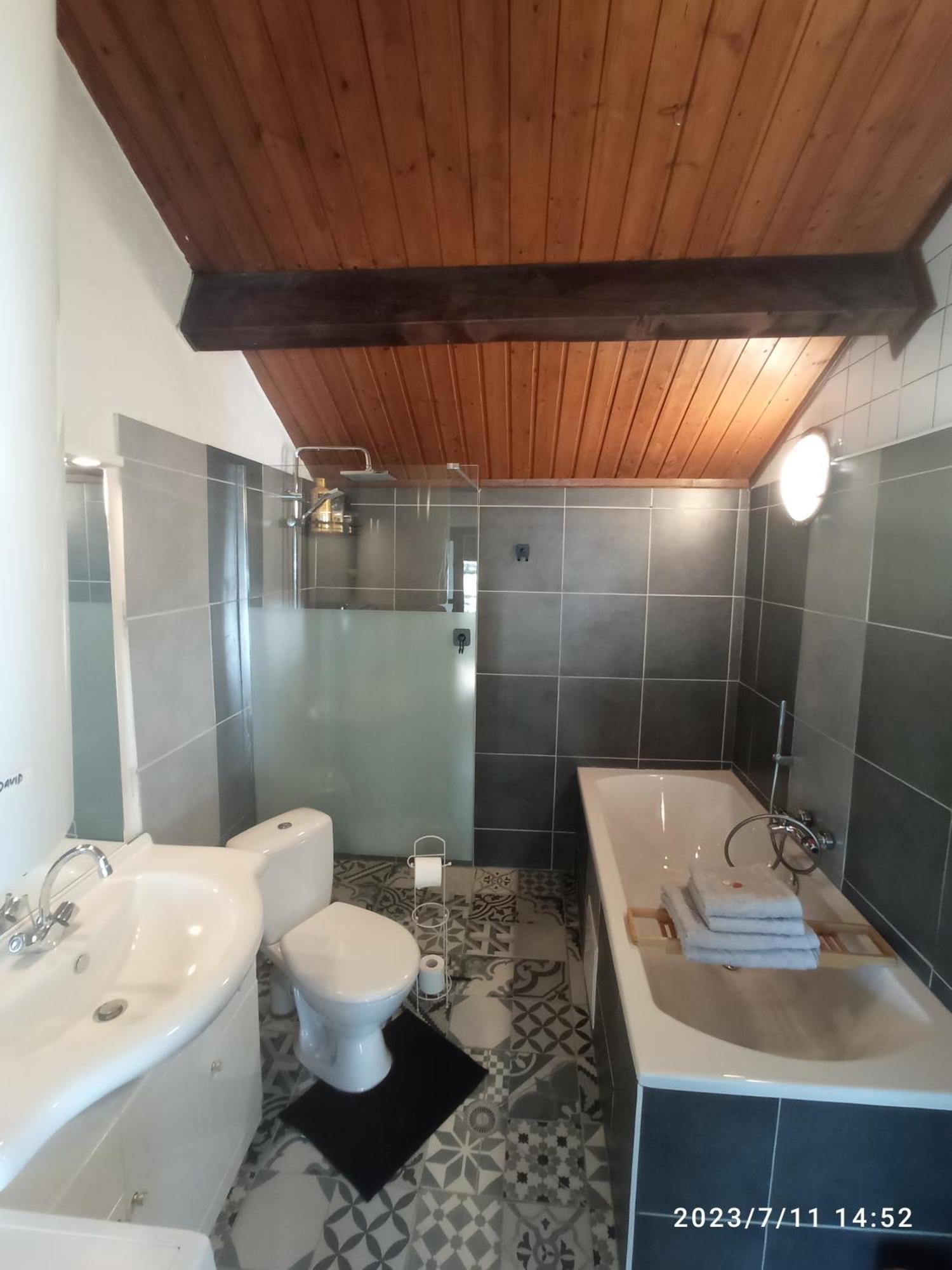 Bed and Breakfast Dependance Du Moulin Galuzot Saint-Vallier  Esterno foto